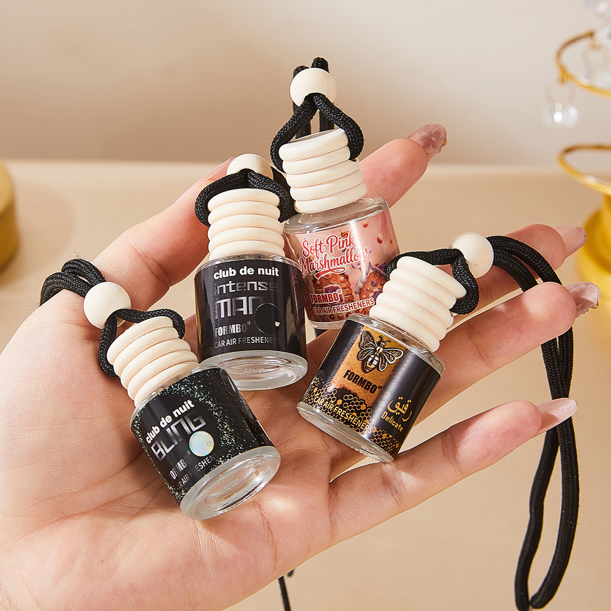 Rope-Hung Car Perfume, 4 Scent - đánh giá và giá Perfume Aqua Fragrance